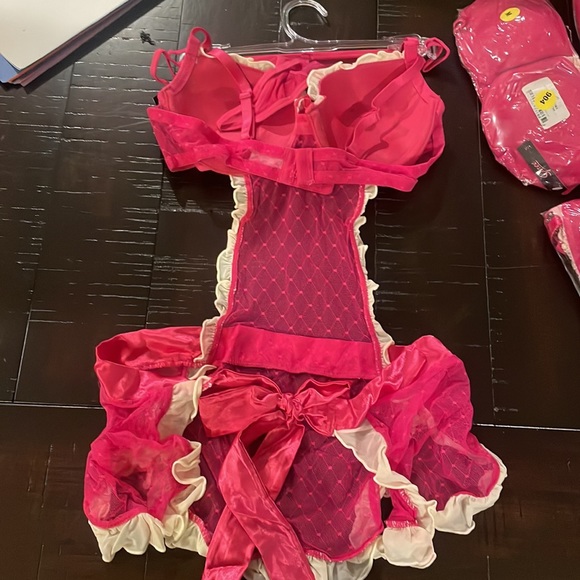 Sexy apron pink medium nwt - Picture 3 of 4